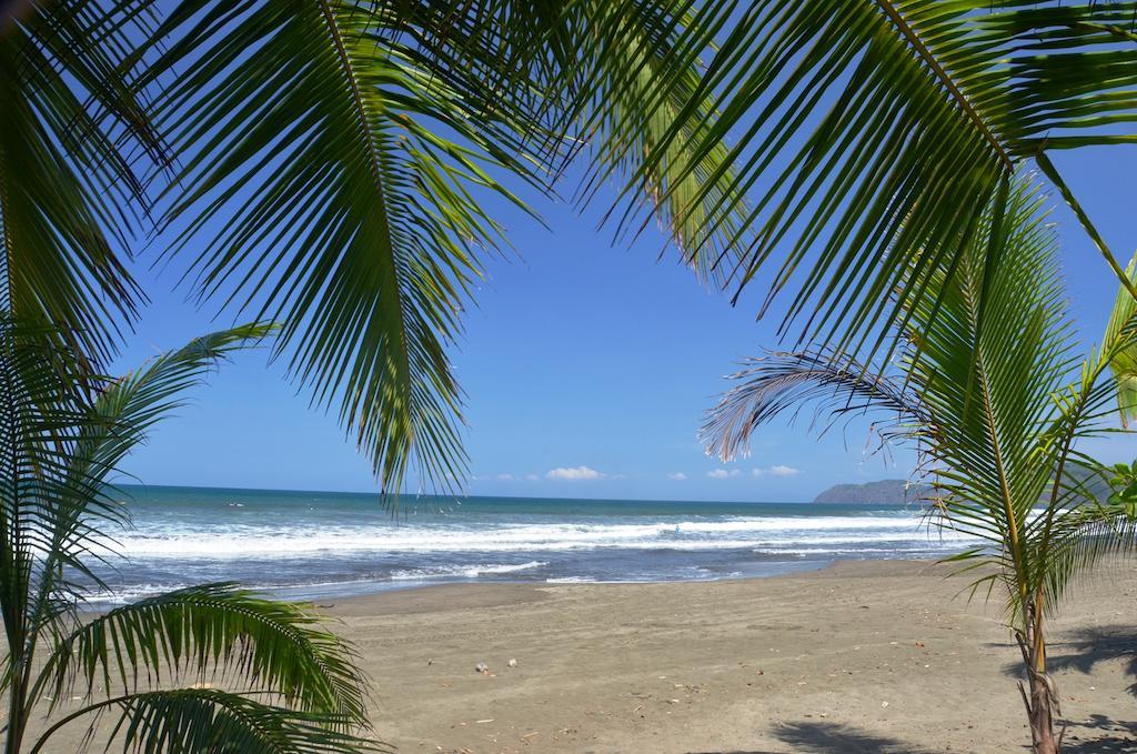 Hotel South Beach - Beachfront Jacó Kültér fotó