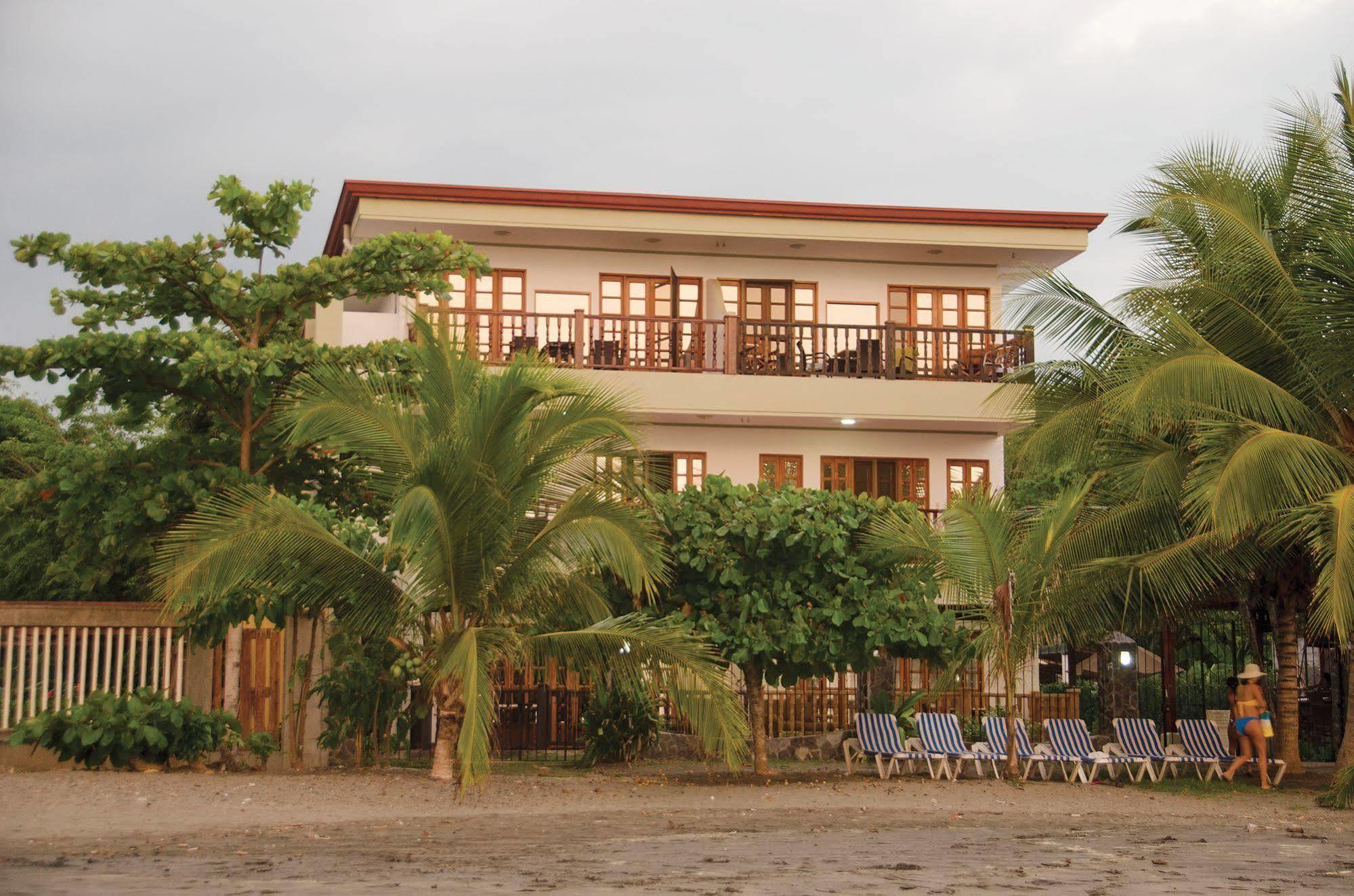 Hotel South Beach - Beachfront Jacó Kültér fotó